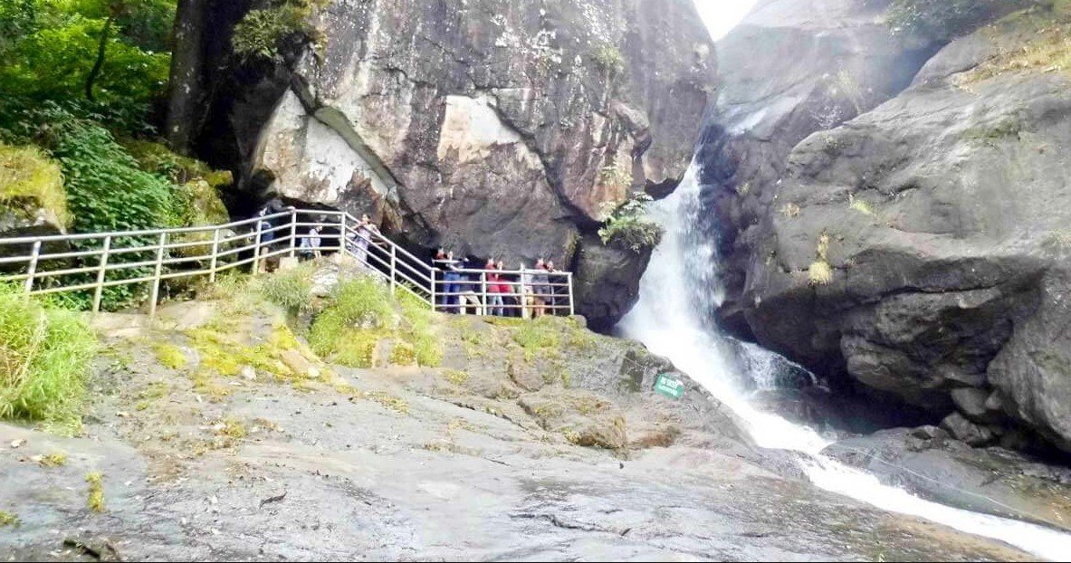 Makkiyad Meenmutty Water Falls